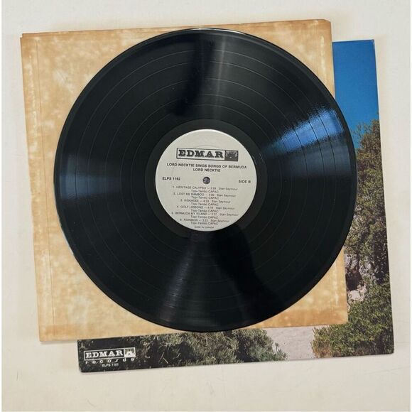 LP Lord Necktie Sings Songs of Bermuda (Edmar ELPS 1162) Canada - Signed - Picture 8 of 9